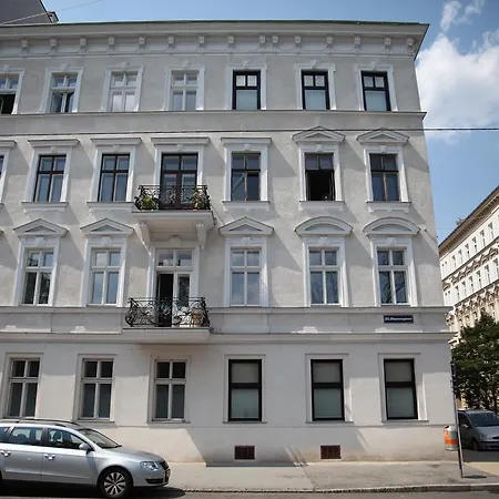 Casa Nostra - Ausgefallene Wohnung Am Augarten Vienna Exterior photo