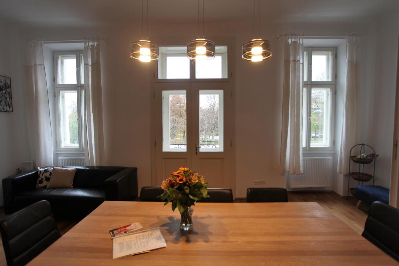 Casa Nostra - Ausgefallene Wohnung Am Augarten Apartment *