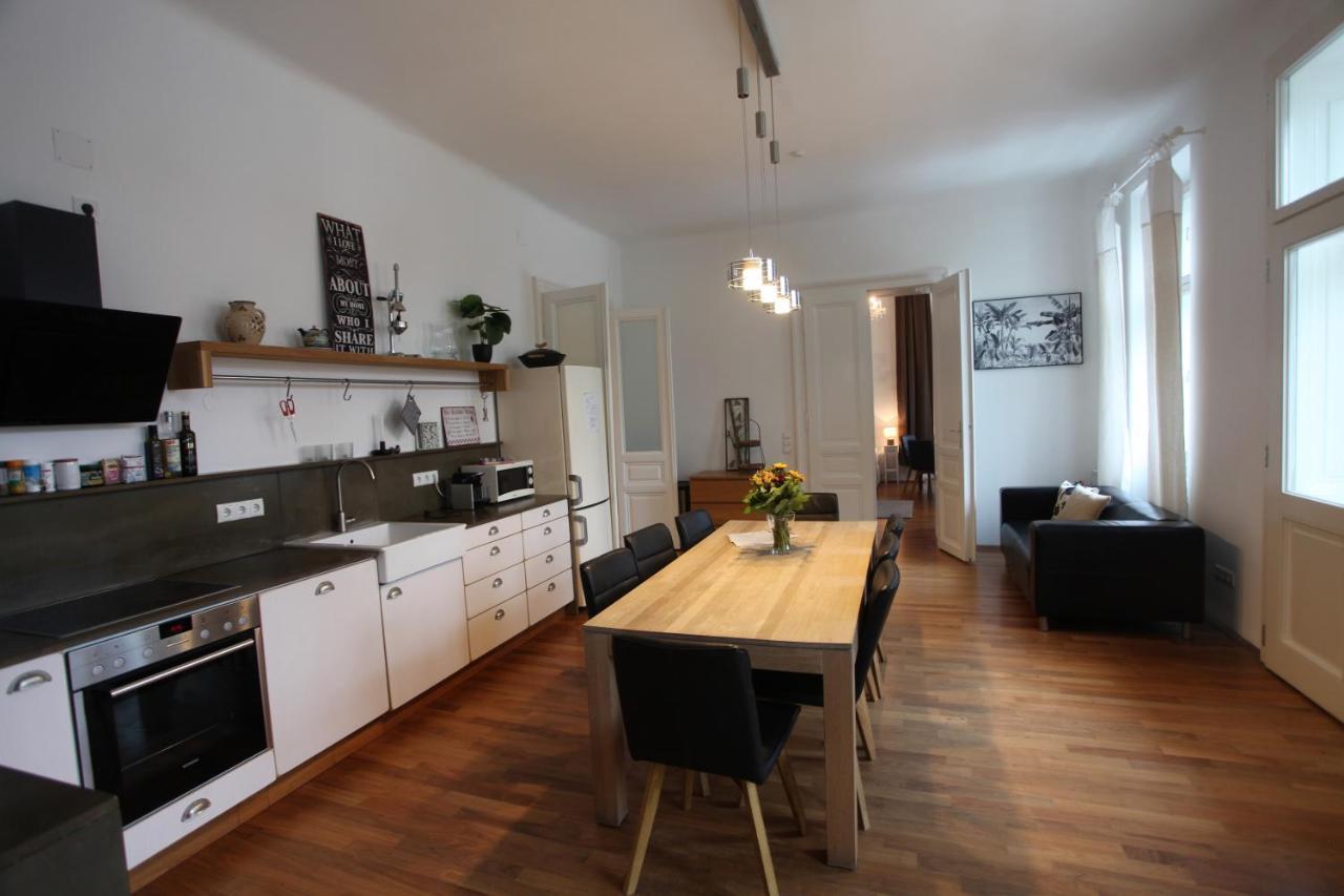 Casa Nostra - Ausgefallene Wohnung Am Augarten Apartment